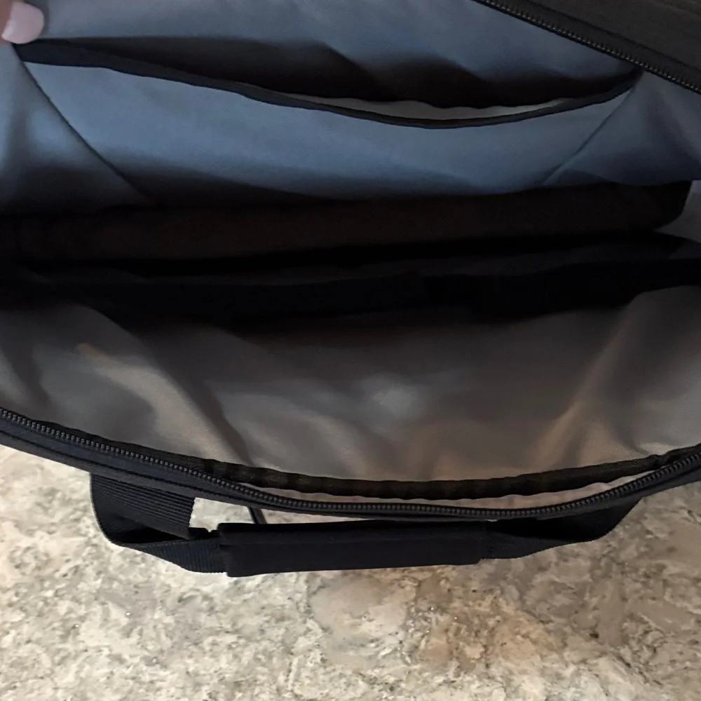 Elegant Black Laptop Bag for Professionals
